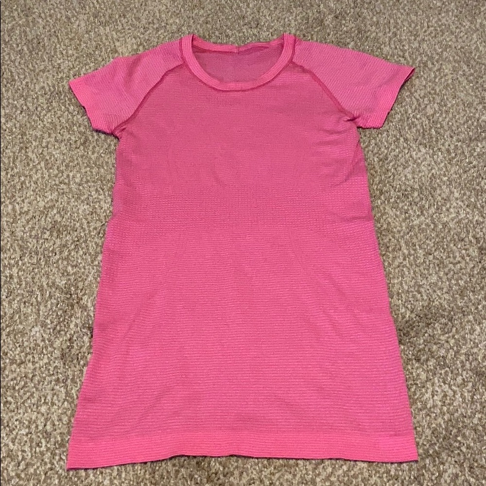 Lululemon short sleeve swiftly